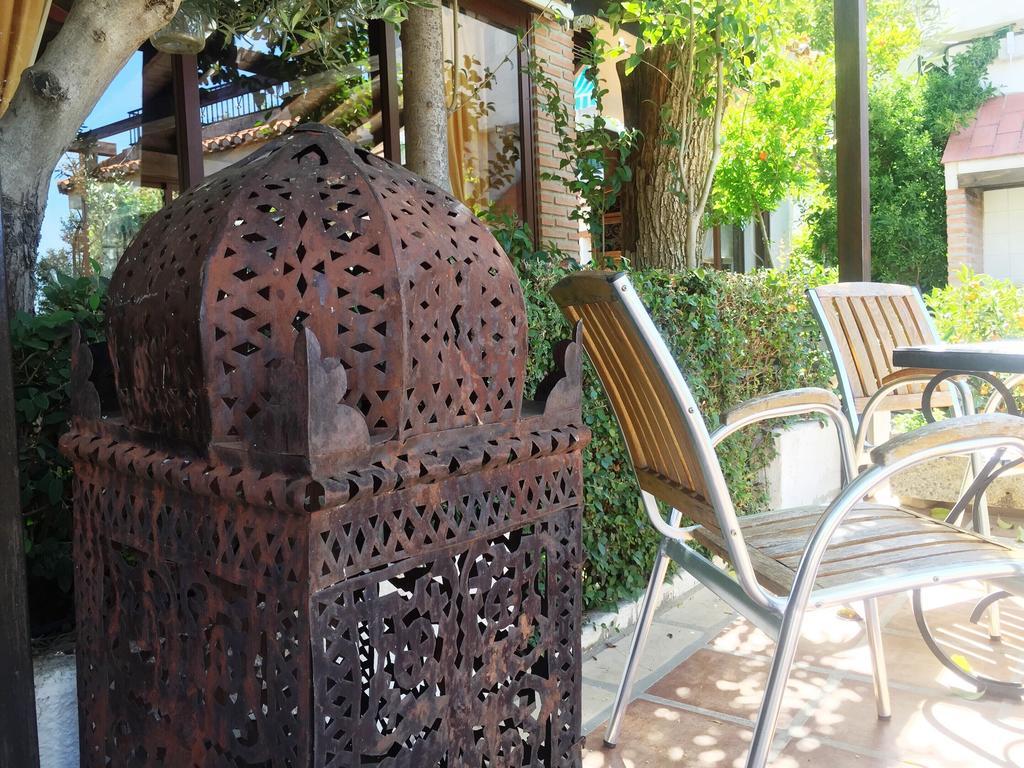 Hotel Alcadima Lanjaron Bagian luar foto