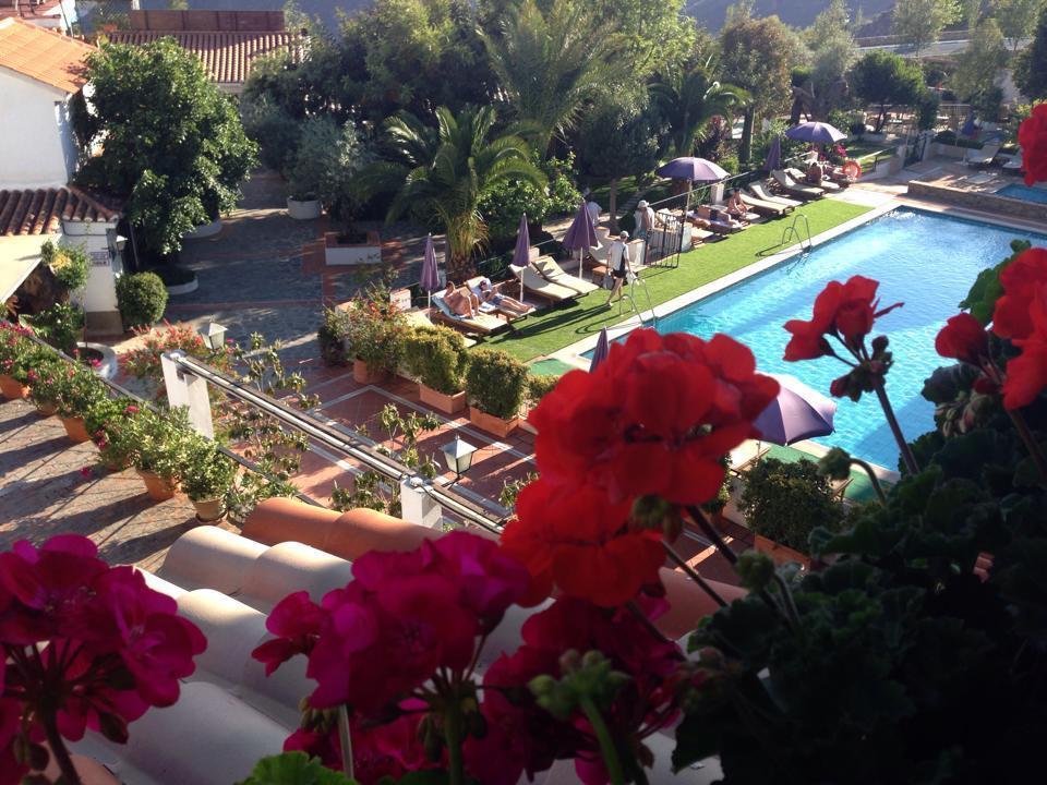 Hotel Alcadima Lanjaron Bagian luar foto