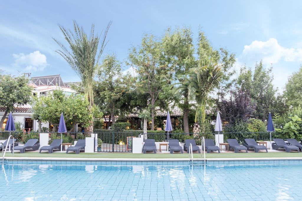 Hotel Alcadima Lanjaron Bagian luar foto